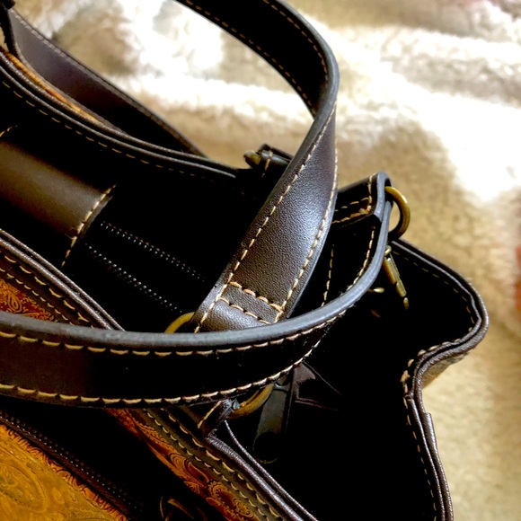 Relic Handbag - Picture 6 of 8